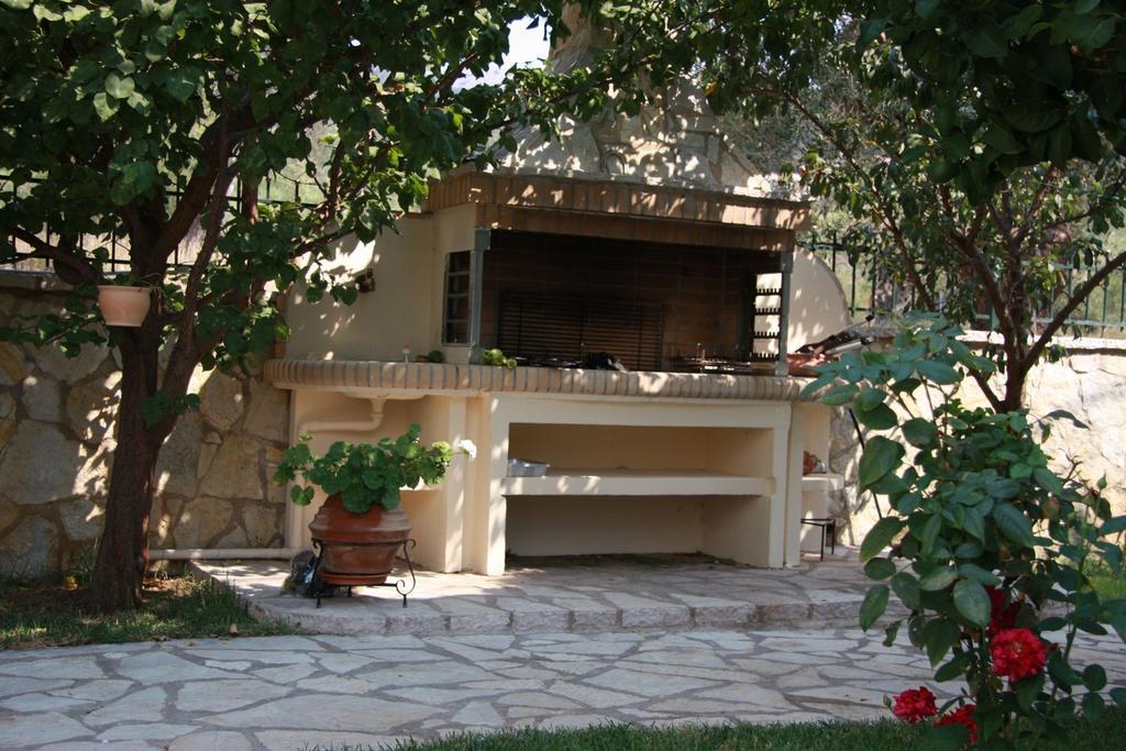 Efi & Zoi Apartments Sivota  Bagian luar foto