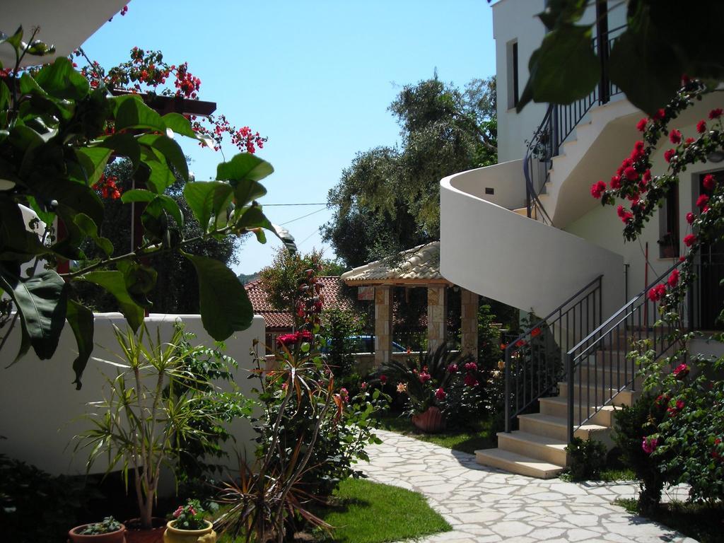 Efi & Zoi Apartments Sivota  Bagian luar foto